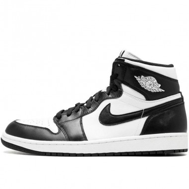 NIKE AIR JORDAN 1 BLACK AND WHITE