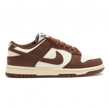 NIKE DUNK SB LOW Brown and White