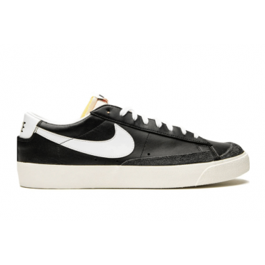 BLAZER LOW NEGRAS